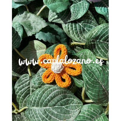 Flor de tricot NARANJA PASTEL
