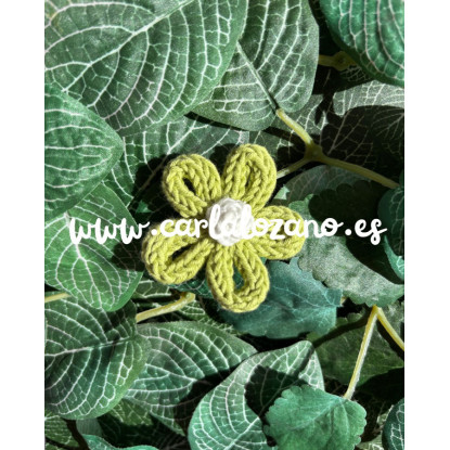 Flor de tricot VERDE PASTEL